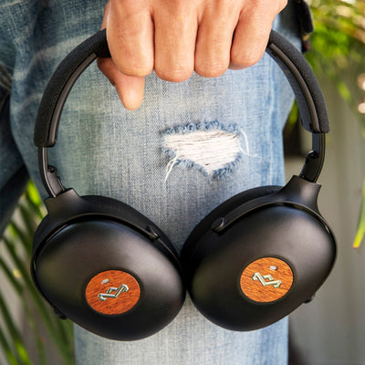 Travelling on a plane- what headphones to use?