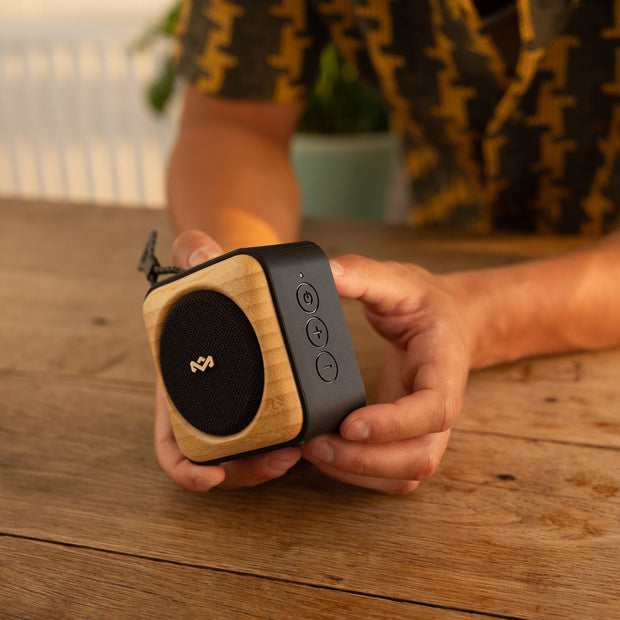 ROOTS BLUETOOTH SPEAKER (BLACK)