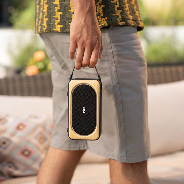 ROOTS SOLAR BLUETOOTH SPEAKER (BLACK)